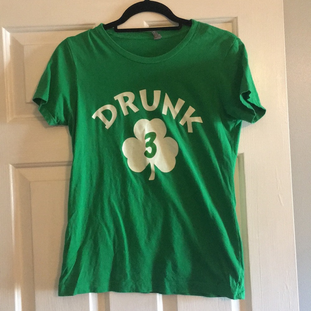 Drunk 3 St Patrick's woman's Tee size L